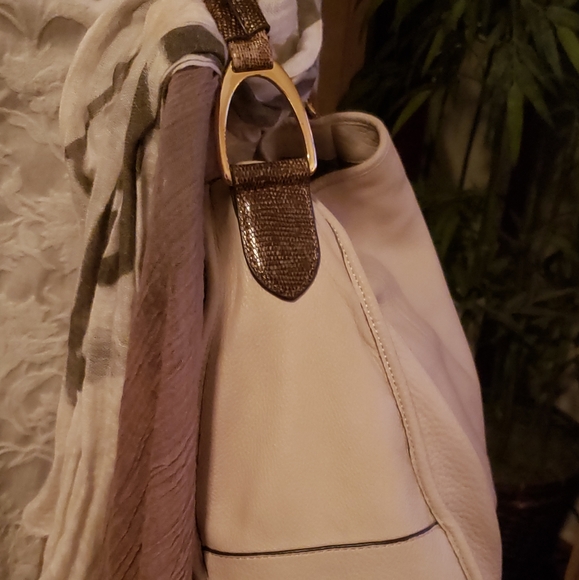 GILI  Pebble Leather Stirrup Satchel - Picture 5 of 5